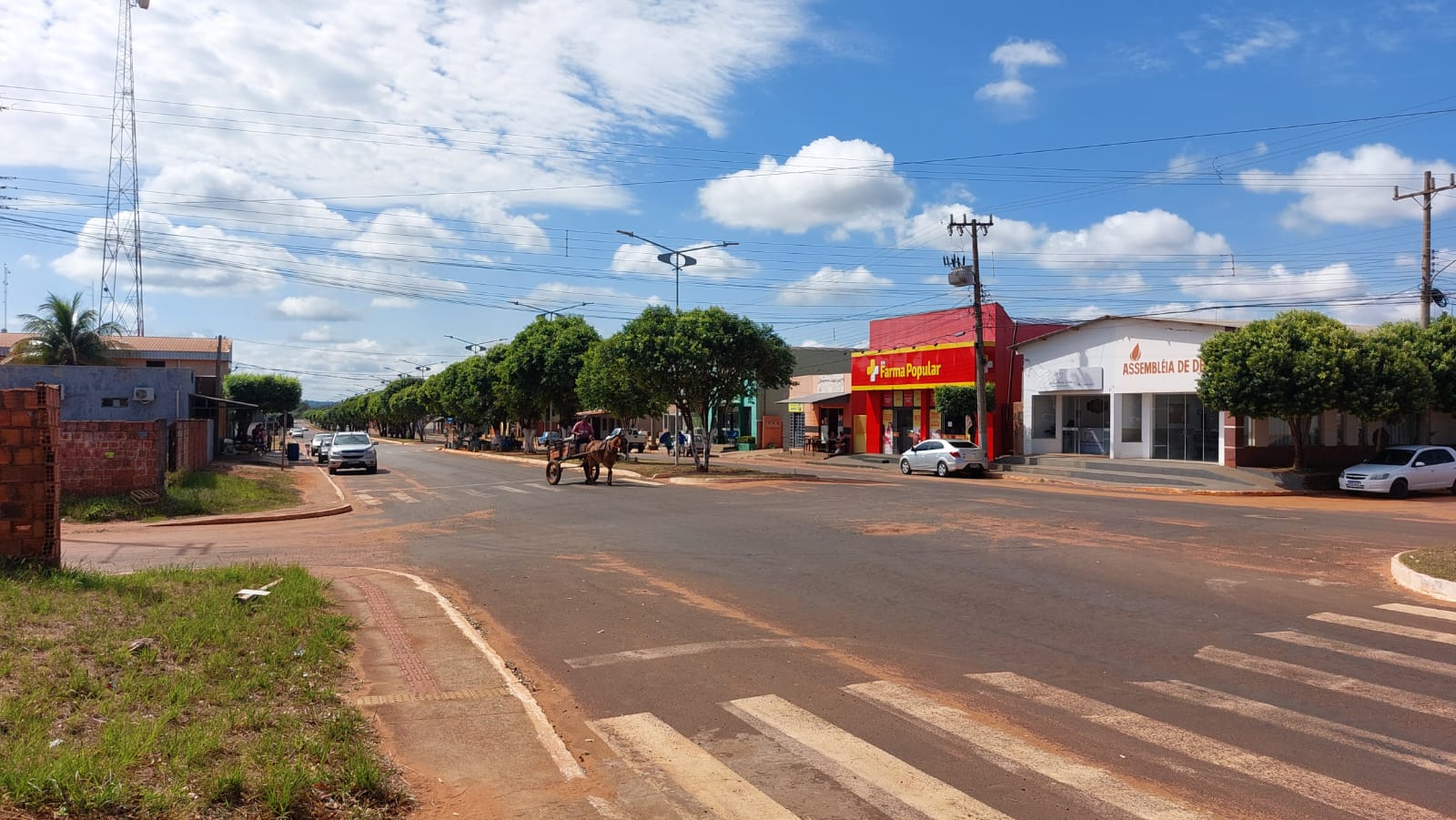 Infraestrutura e segurança no trânsito são temas apresentados em indicação