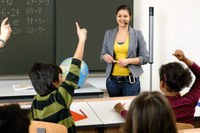 Nenão sugere uso de microfones em sala de aula como instrumento de trabalho dos docentes 